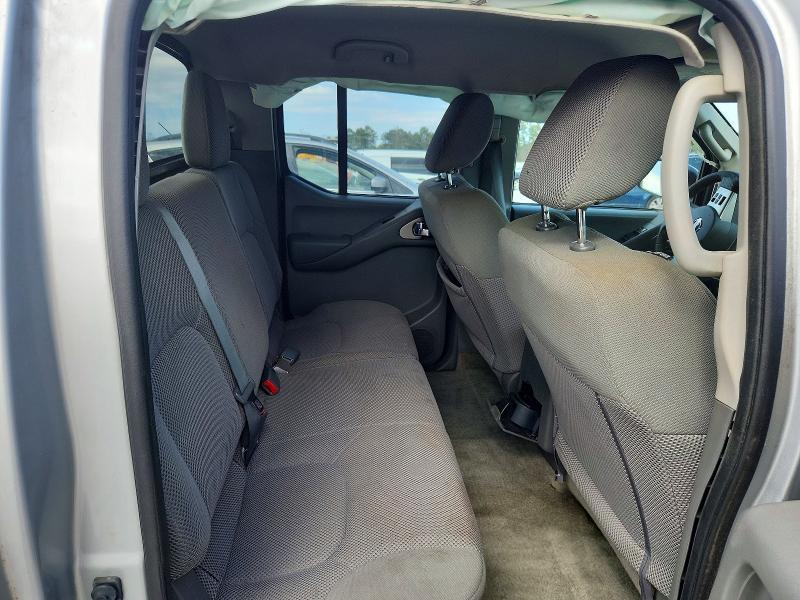 2017 Nissan Frontier SV