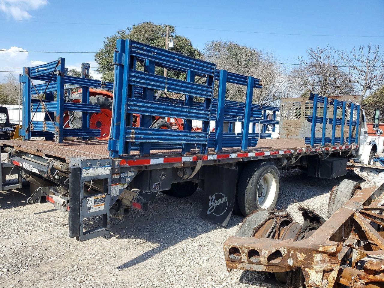 2018 Freightliner Business Class M2 Flatbed Truck