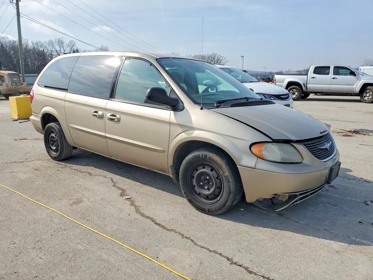 2003 Chrysler Town & Country