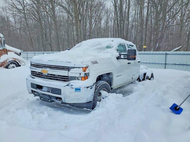 2016 Chevrolet Silverado Truck cab and Chassis