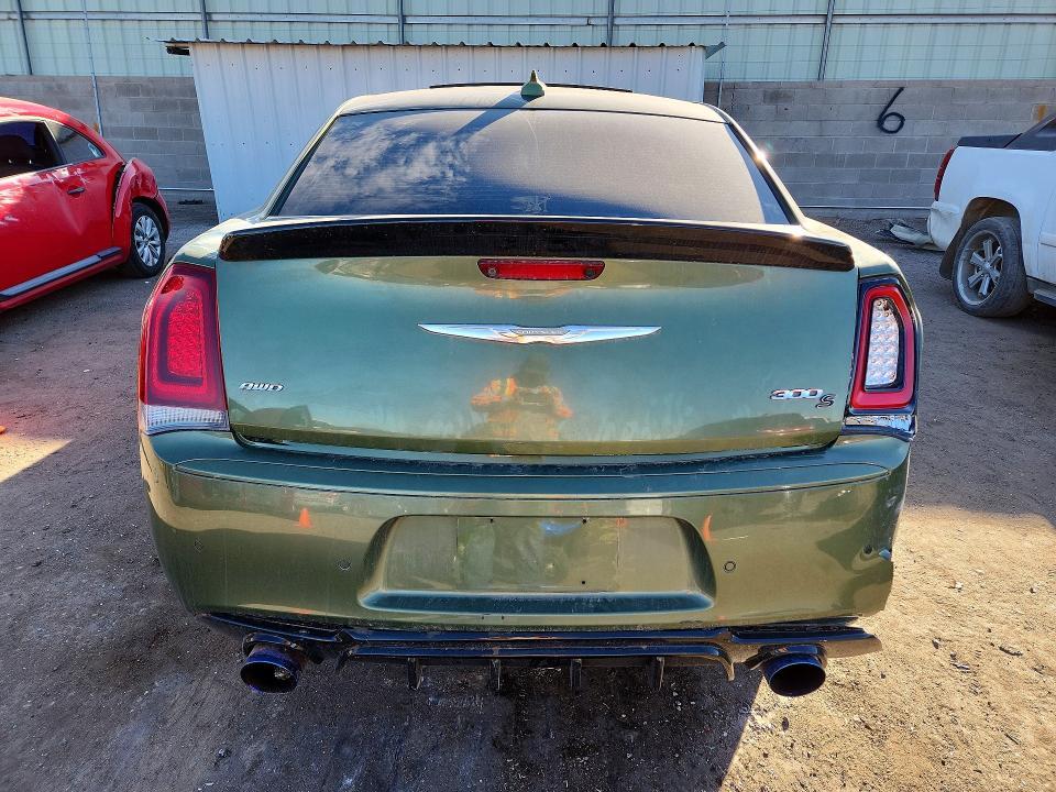 2018 Chrysler 300 s