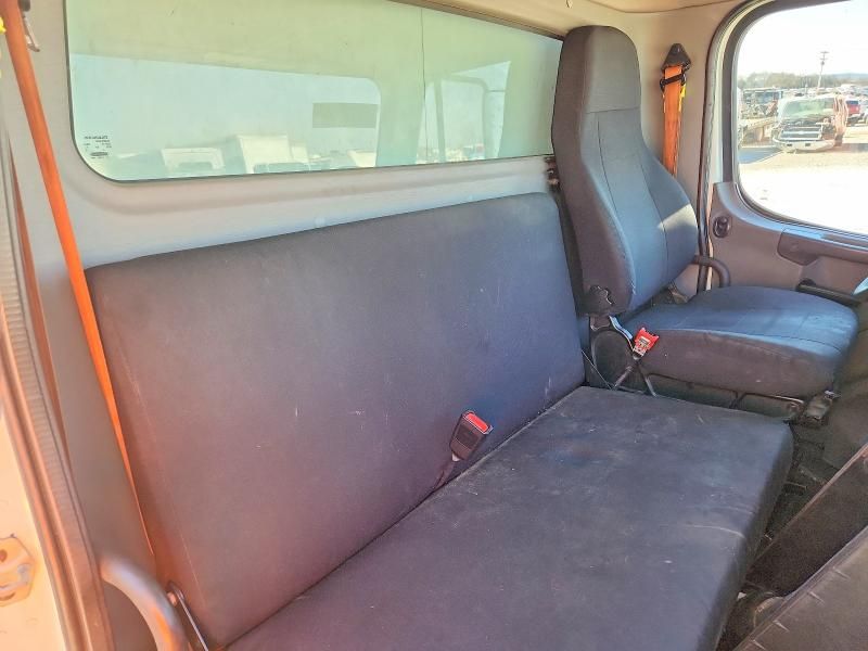 2020 Freightliner M2 106 MED-BOX Truck