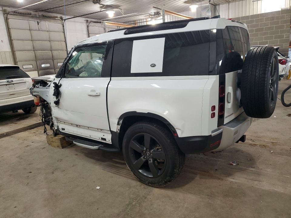 2023 Land Rover Defender 90 s