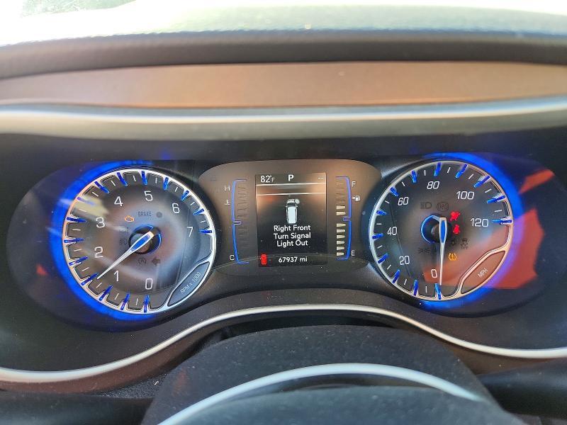 2018 Chrysler Pacifica Touring l