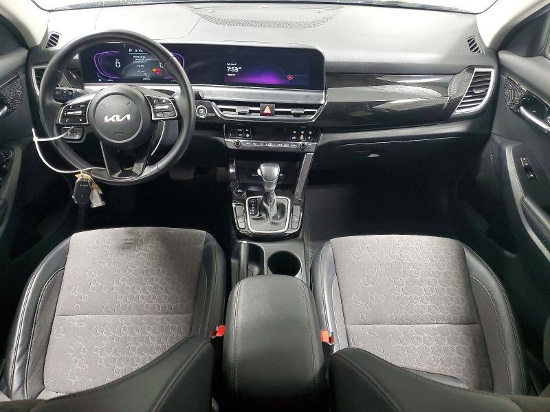 2025 KIA Seltos s