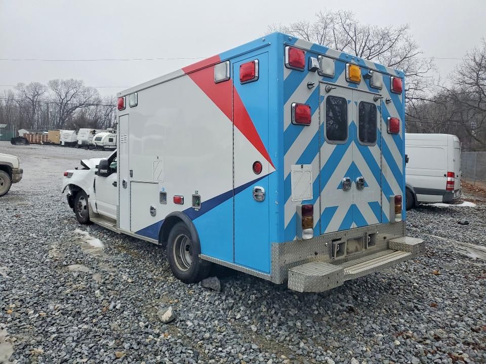 2019 Ford F-350-ambulance