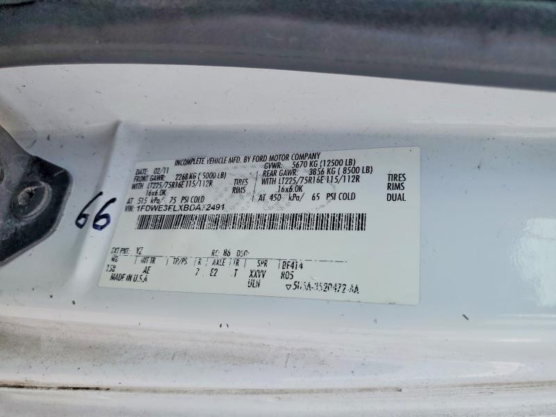 2011 Ford E350 BOX Truck