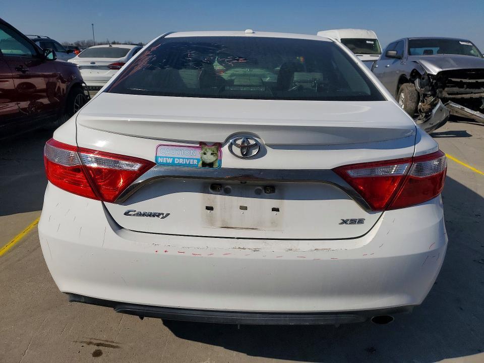 2017 Toyota Camry le