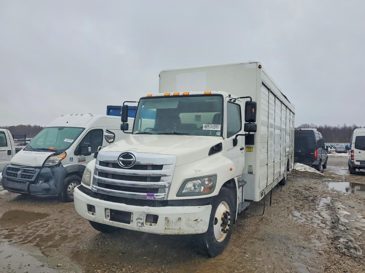 2016 Hino 338 BOX Truck