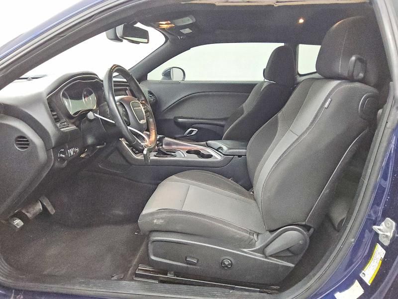 2015 Dodge Challenger sxt