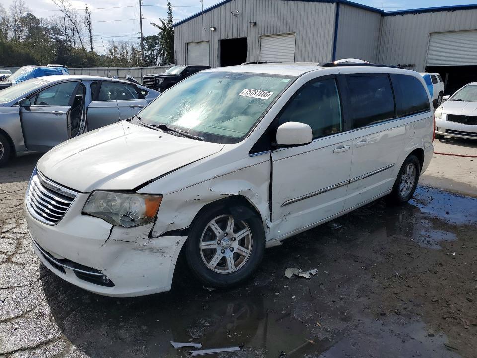 2011 Chrysler Town & Country Touring