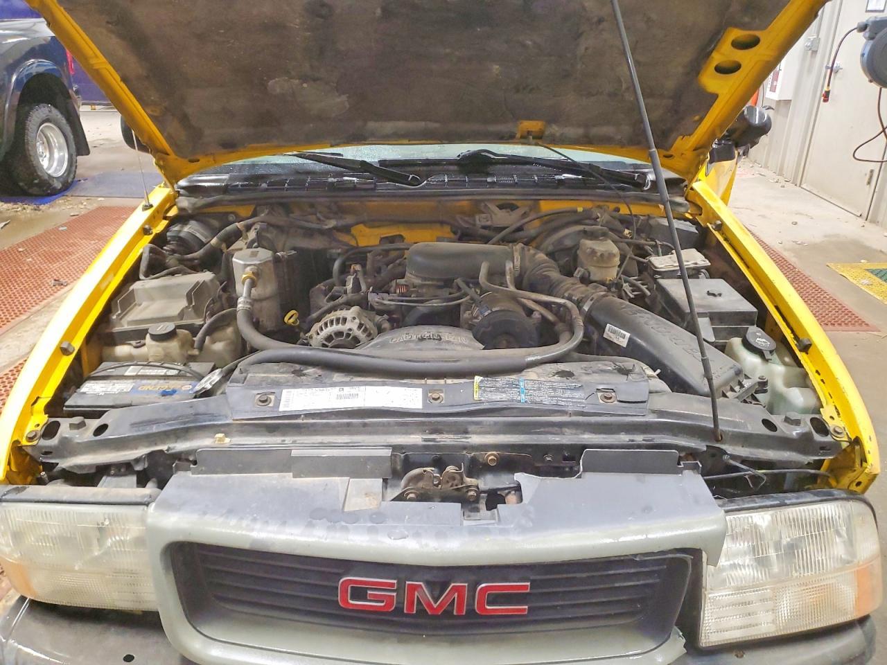 2002 GMC Sonoma