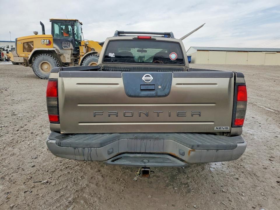 2004 Nissan Frontier Crew Cab XE V6