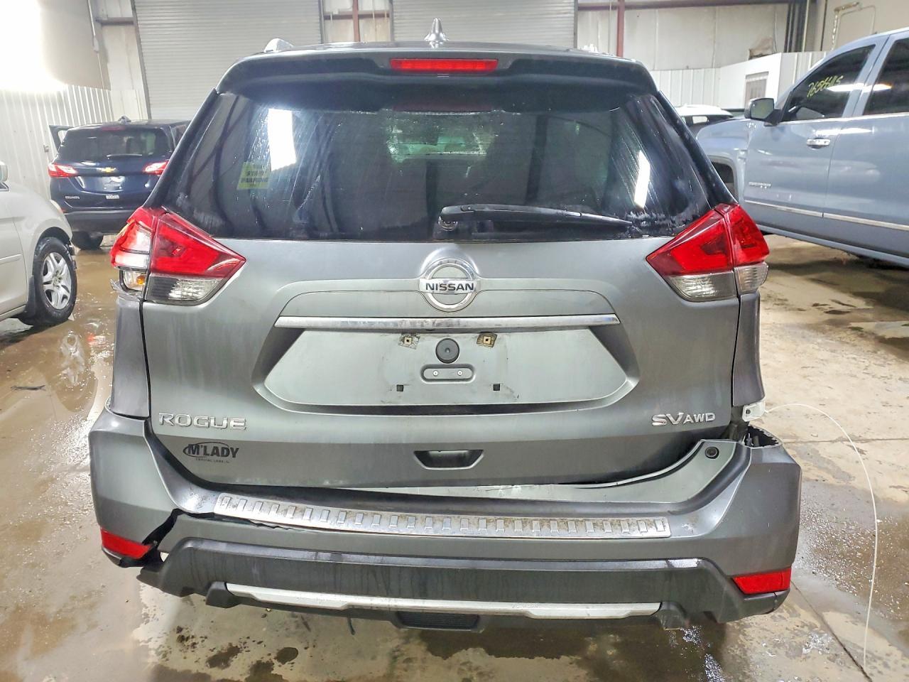 2017 Nissan Rogue sv