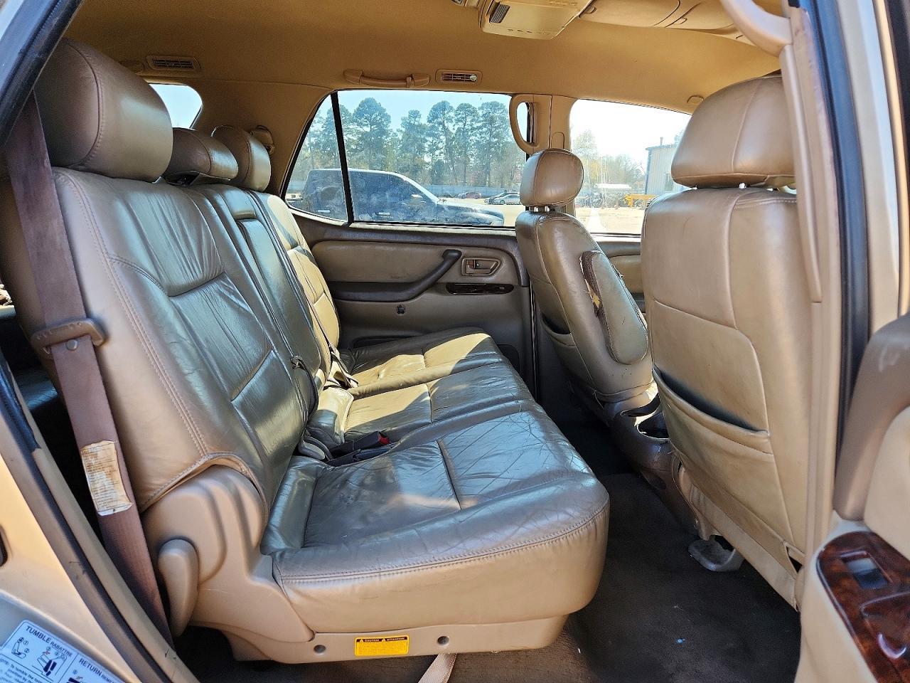 2003 Toyota Sequoia SR5