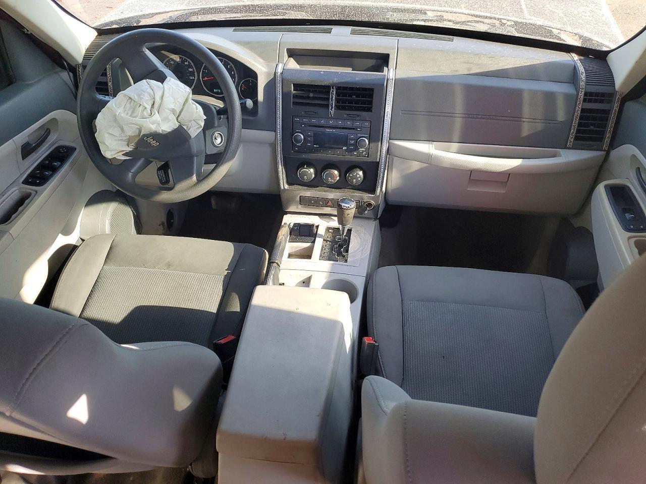 2008 Jeep Liberty Sport