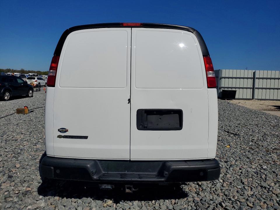 2023 Chevrolet Express 2500 Utility / Service van