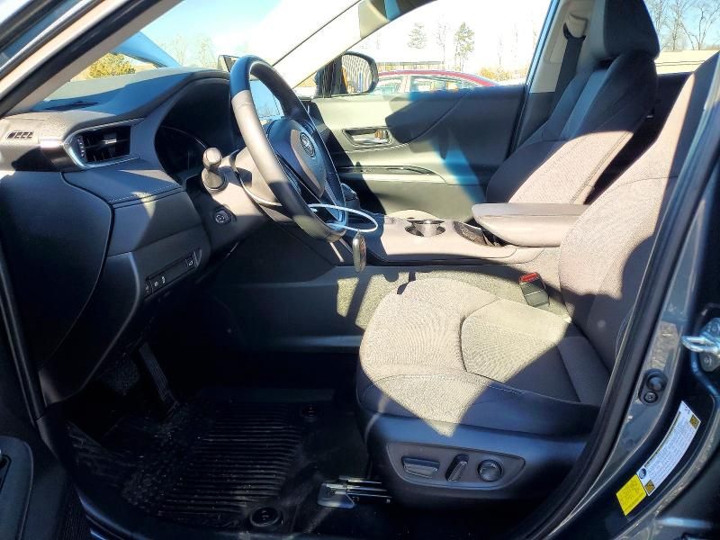 2023 Toyota Venza le