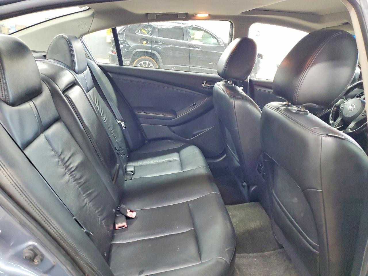 2011 Nissan Altima sr