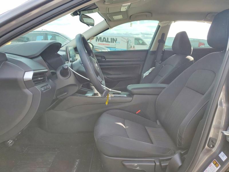 2025 Nissan Altima s