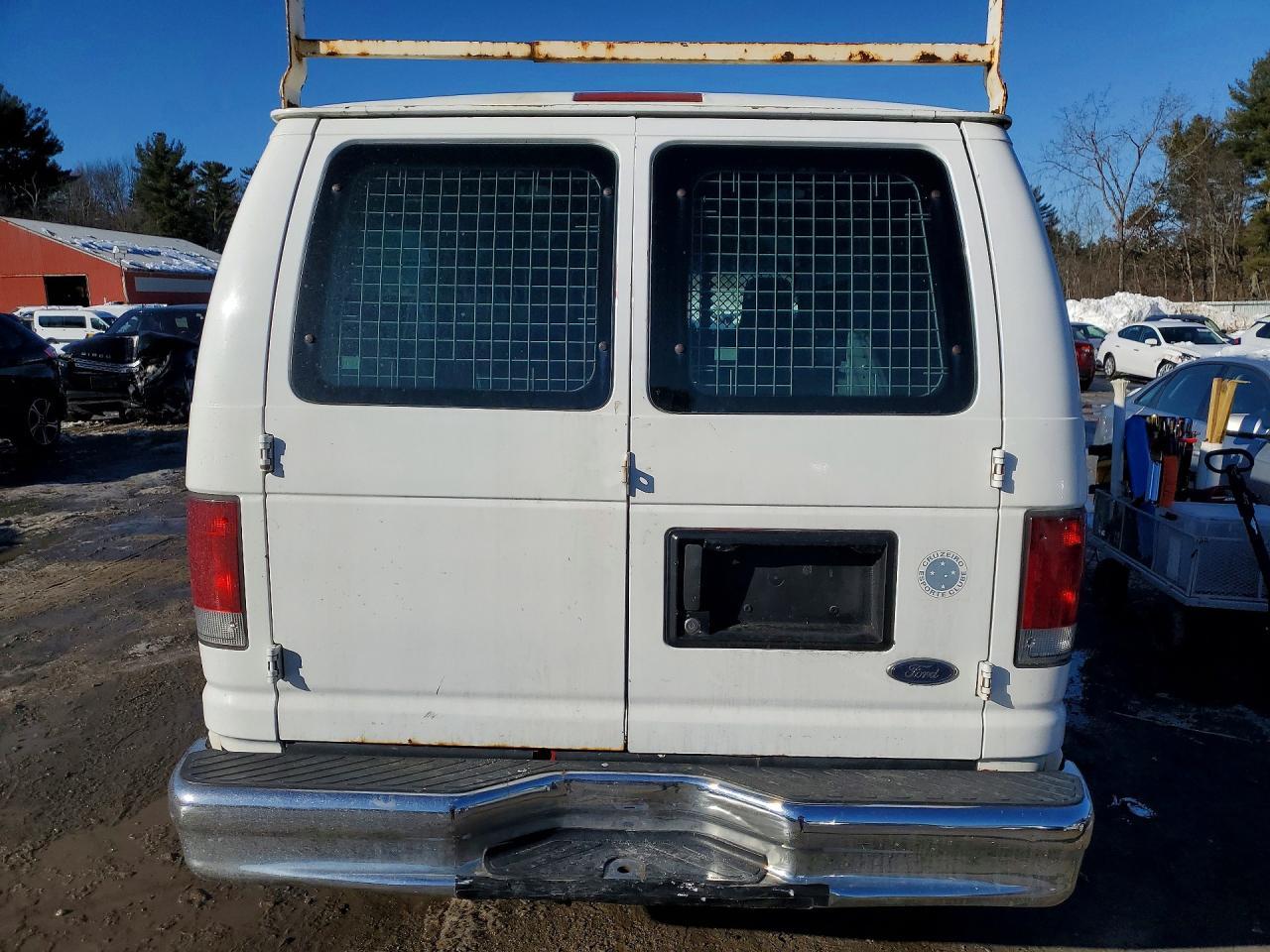 2013 Ford Econoline E350 Super Duty van