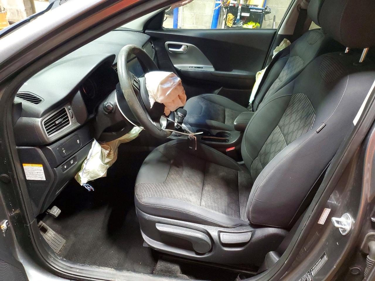 2017 KIA Niro fe