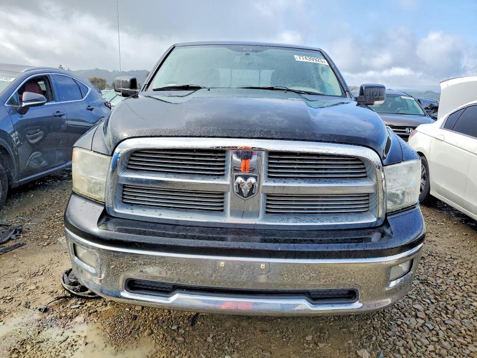 2012 Dodge Ram 1500 slt