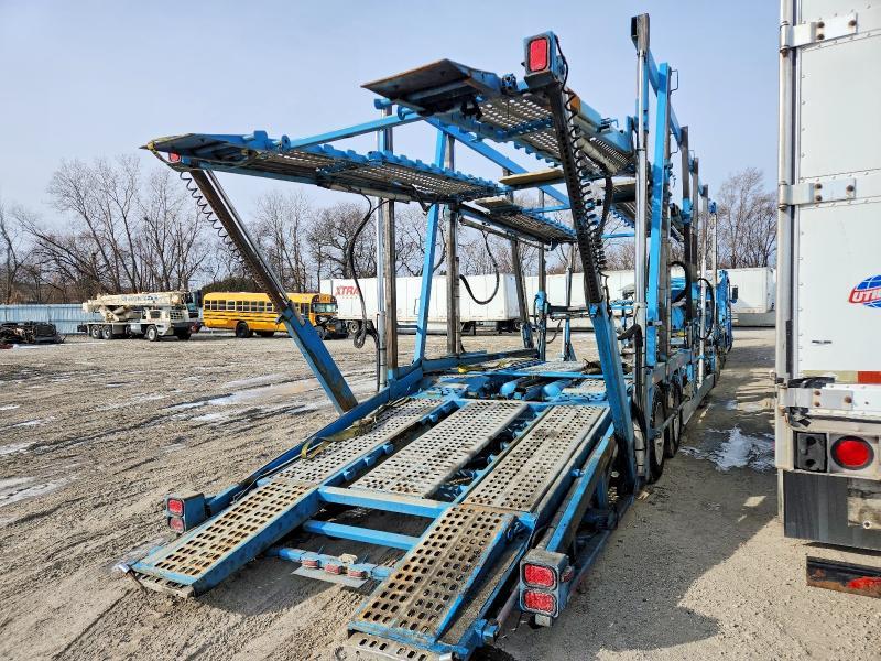 2005 Peterbilt 379 Car Hauler Truck