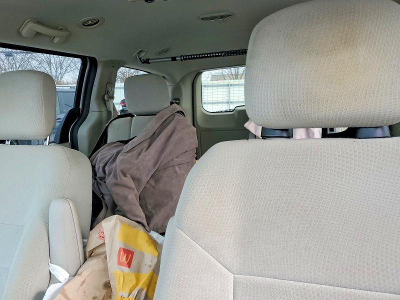 2012 Dodge Grand Caravan se