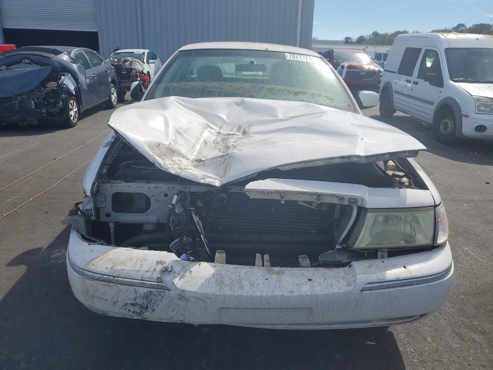 2005 Mercury Grand Marquis gs