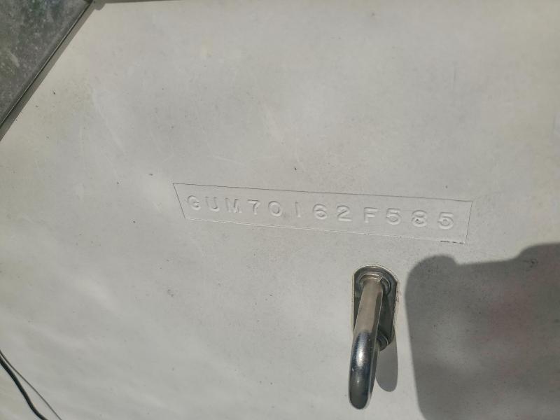 1985 Bay Hawk Industries Inc. 1985 Bay Hawk Boat