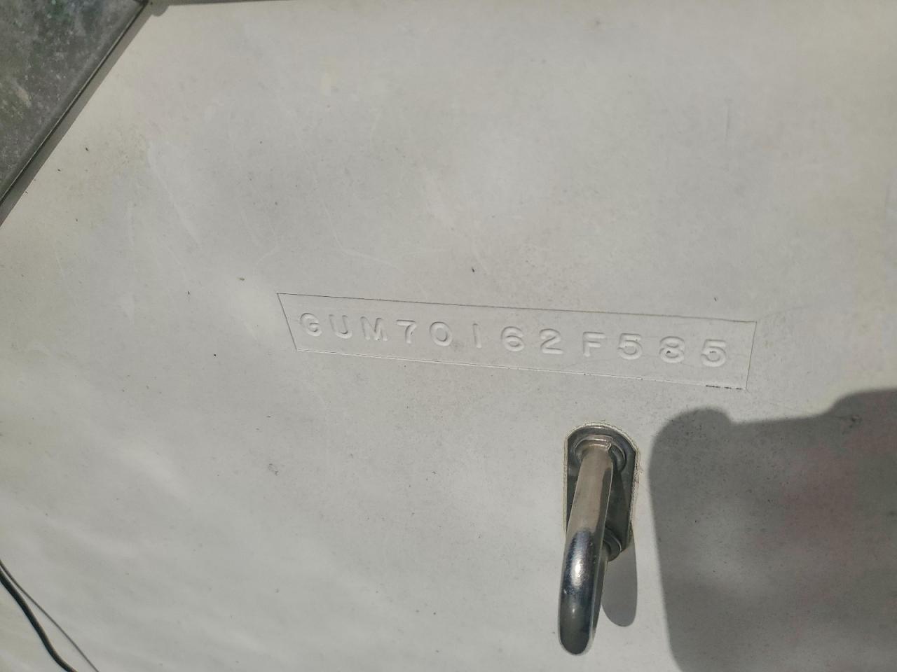 1985 Bay Hawk Industries Inc. 1985 Bay Hawk Boat