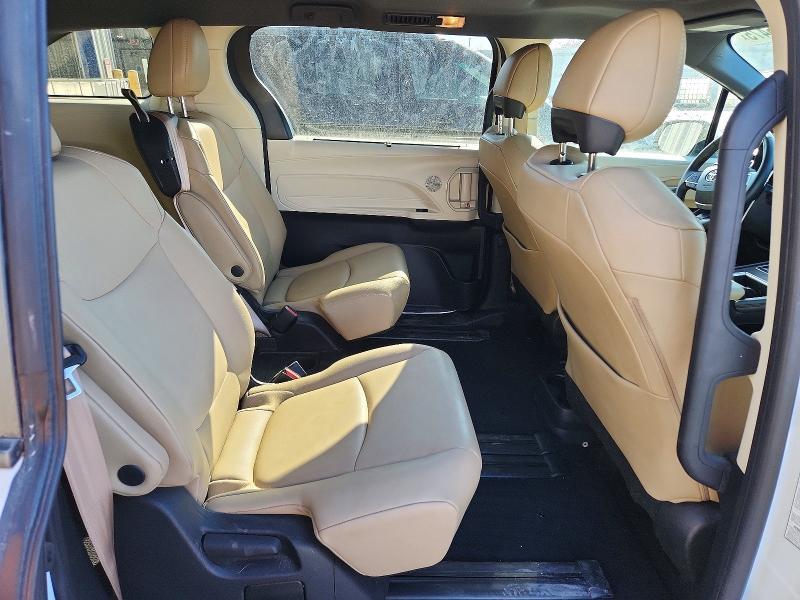 2021 Toyota Sienna