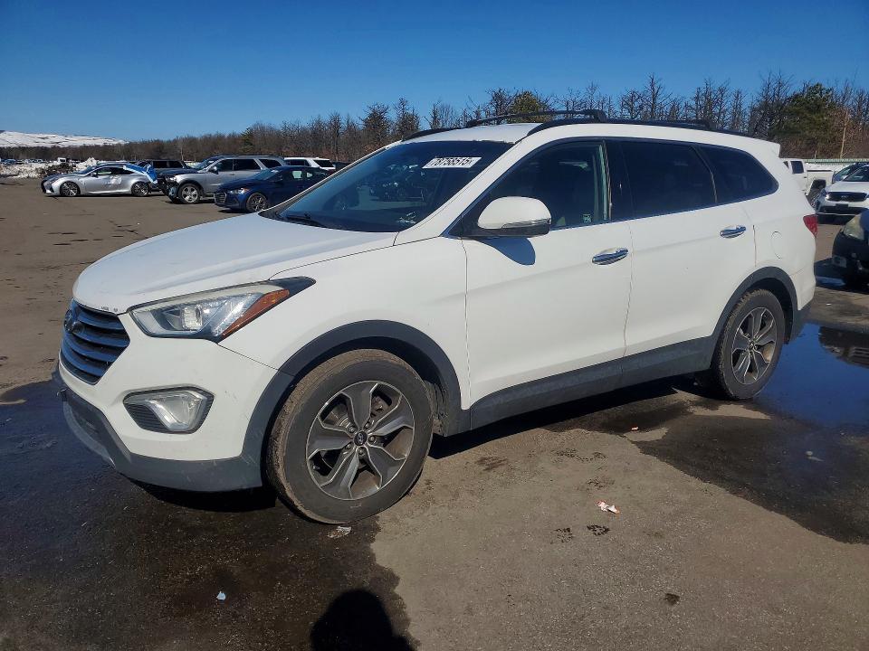 2013 Hyundai Santa fe gls