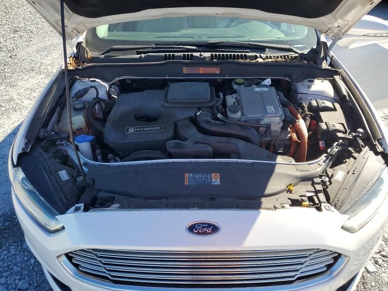 2015 Ford Fusion Titanium hev