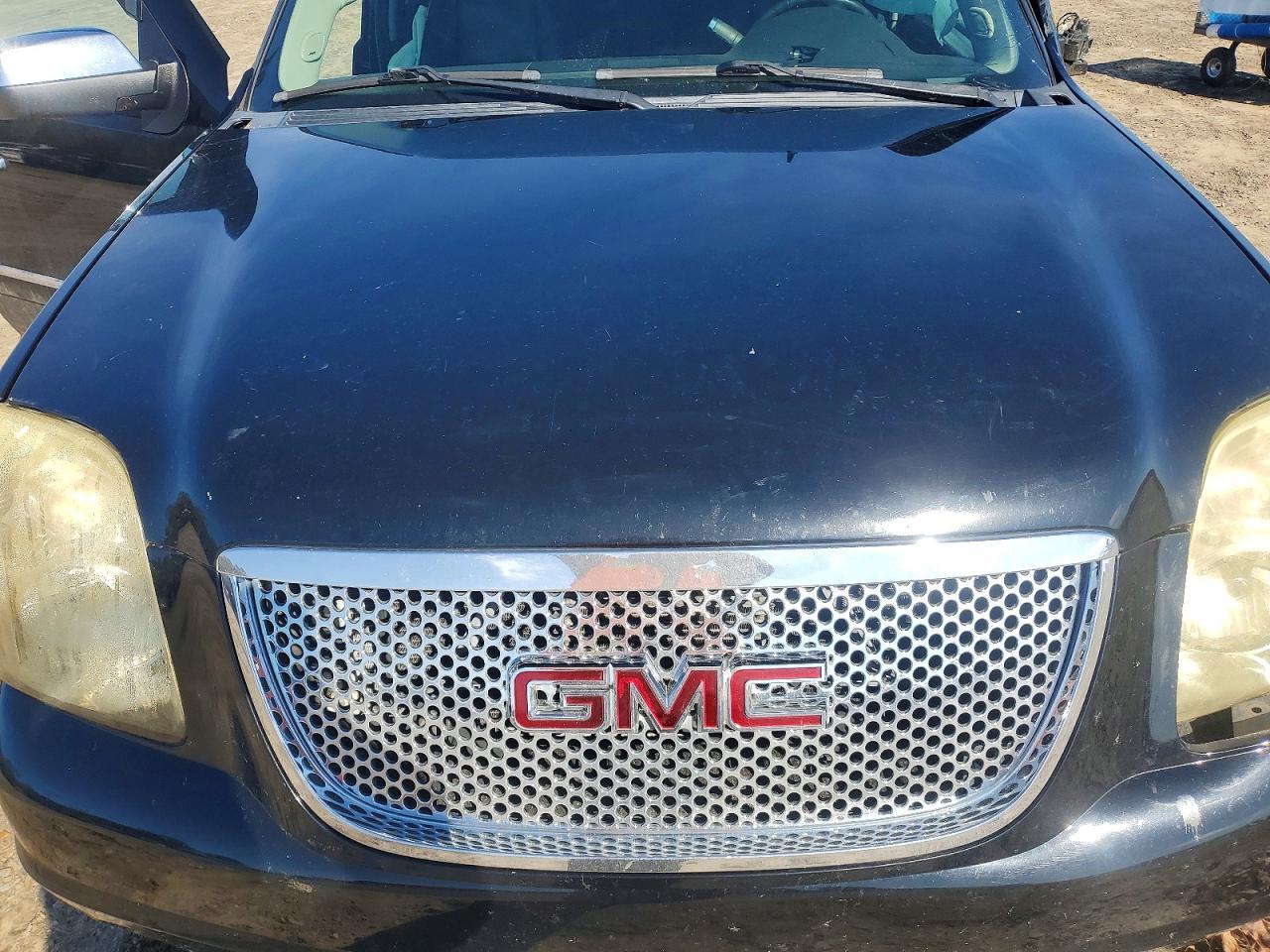 2011 GMC Yukon Denali