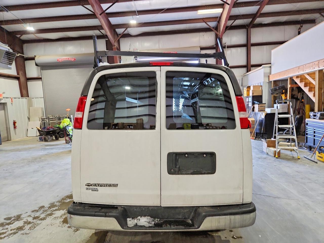 2022 Chev Rolet Express 2500 Utility / Service Van