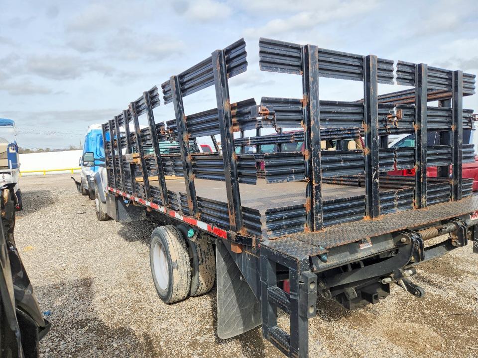 2019 Ford F550 Super Duty Flatbed Truck