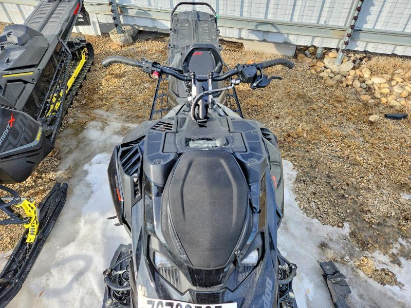 2024 Skidoo Summit EXP 8TR S