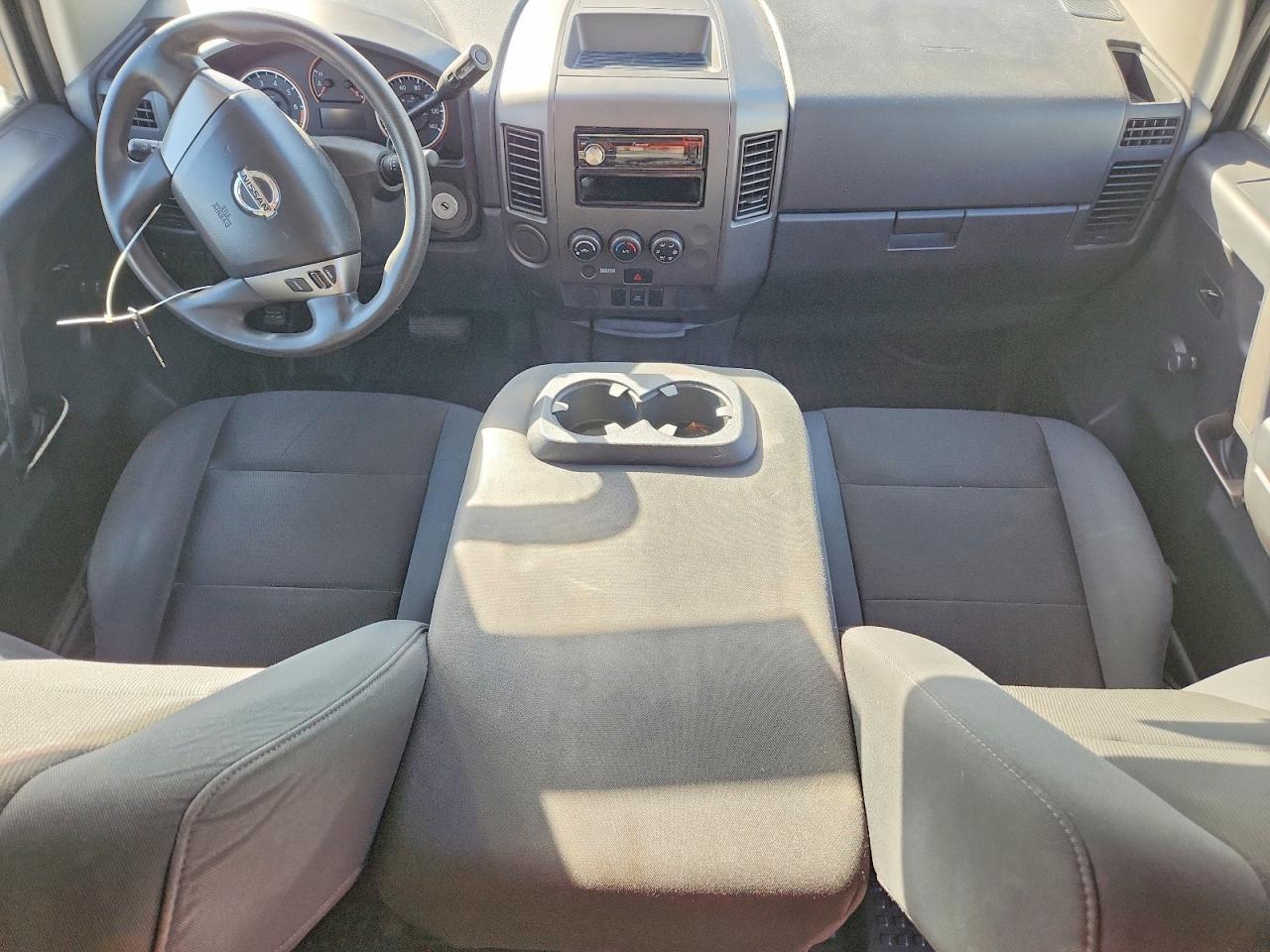 2014 Nissan Titan s