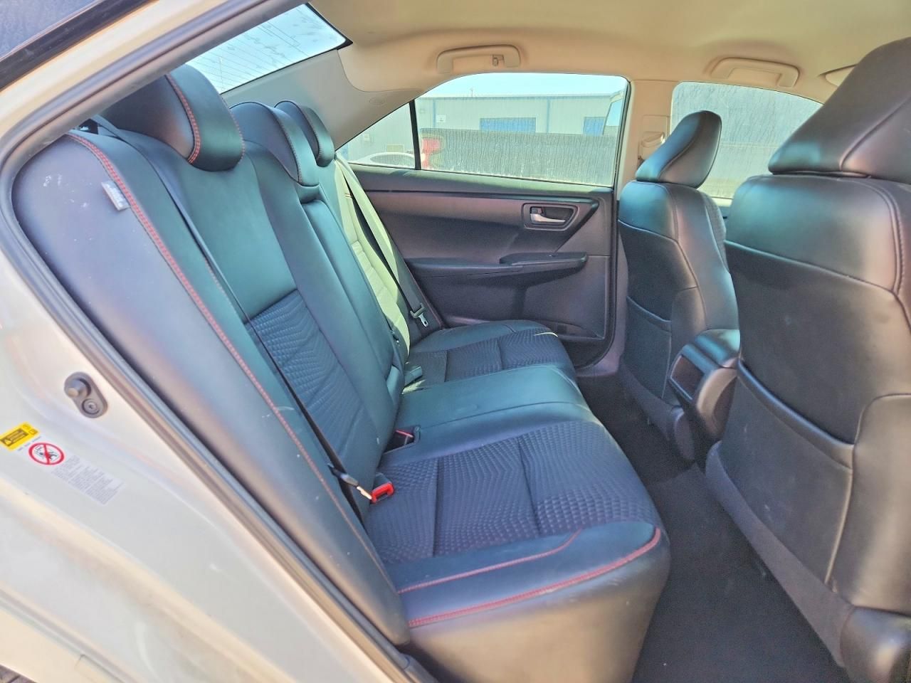 2015 Toyota Camry le