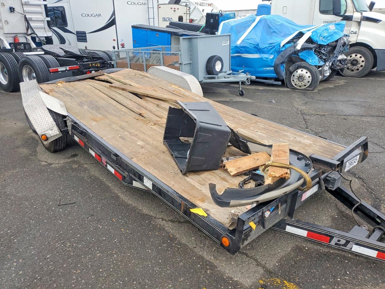 2015 PJ Equipment Trailer