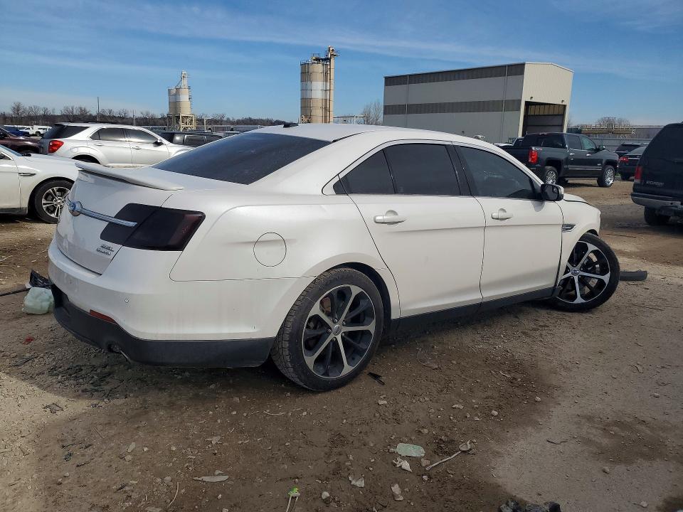 2015 Ford Taurus sel