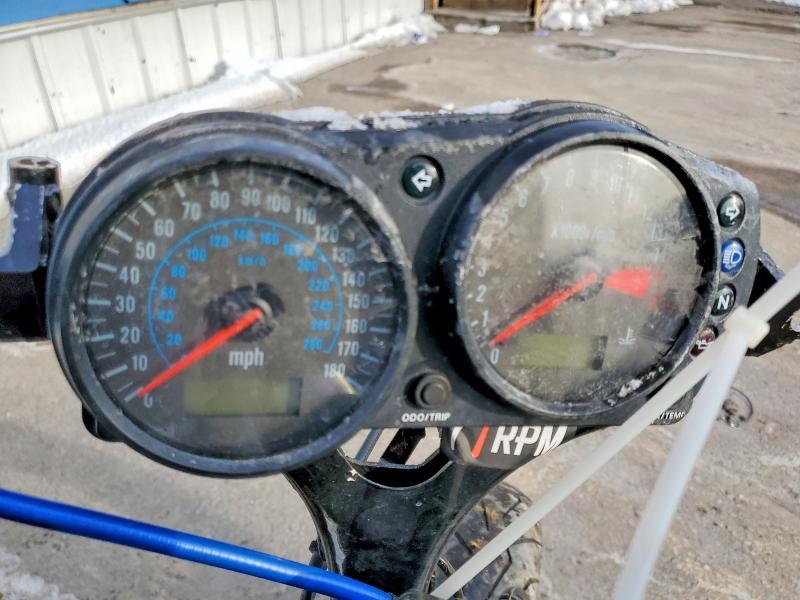 2001 Kawasaki ZX600 J1
