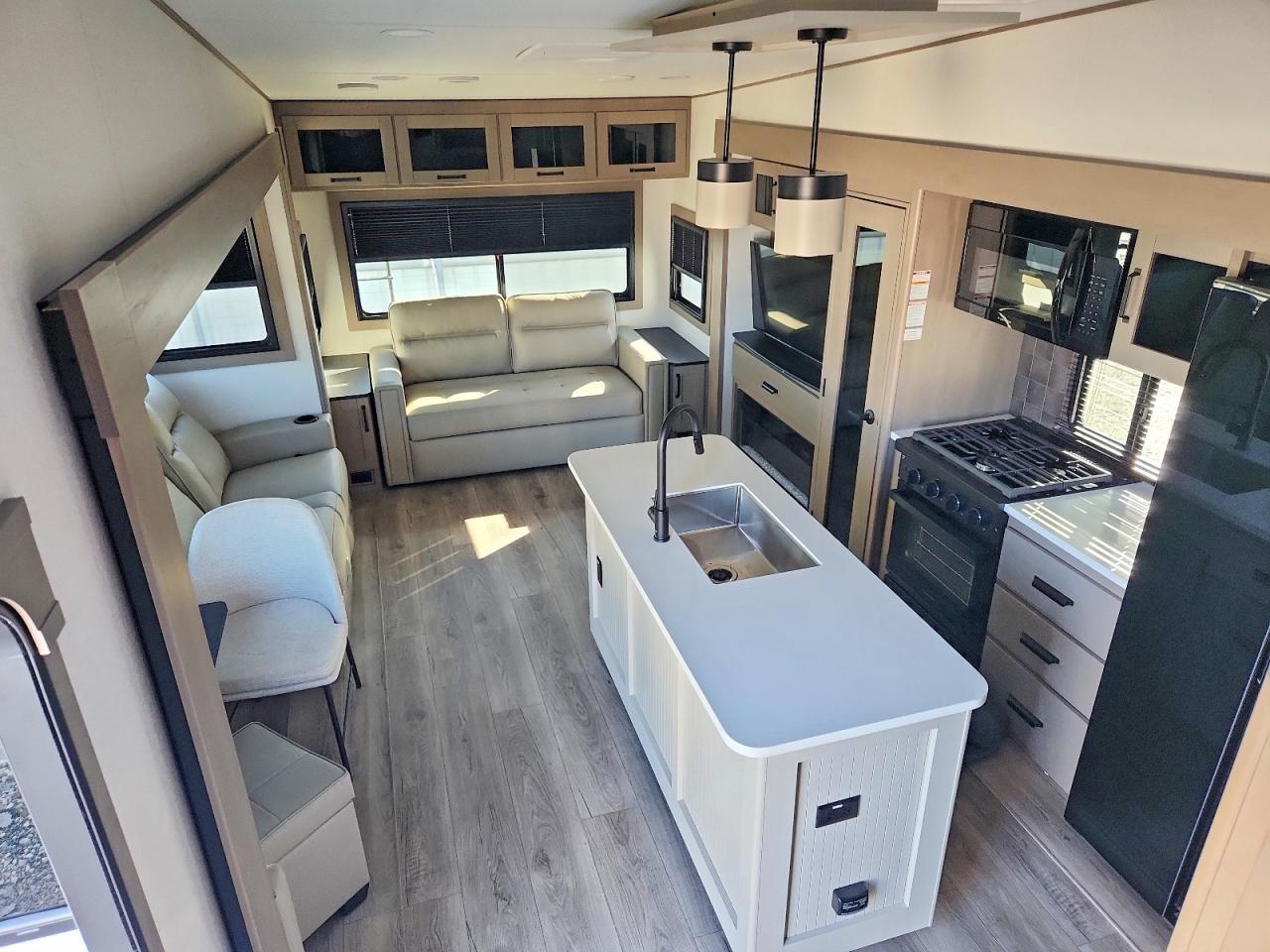2026 Grand Desi GN Reflection Camper