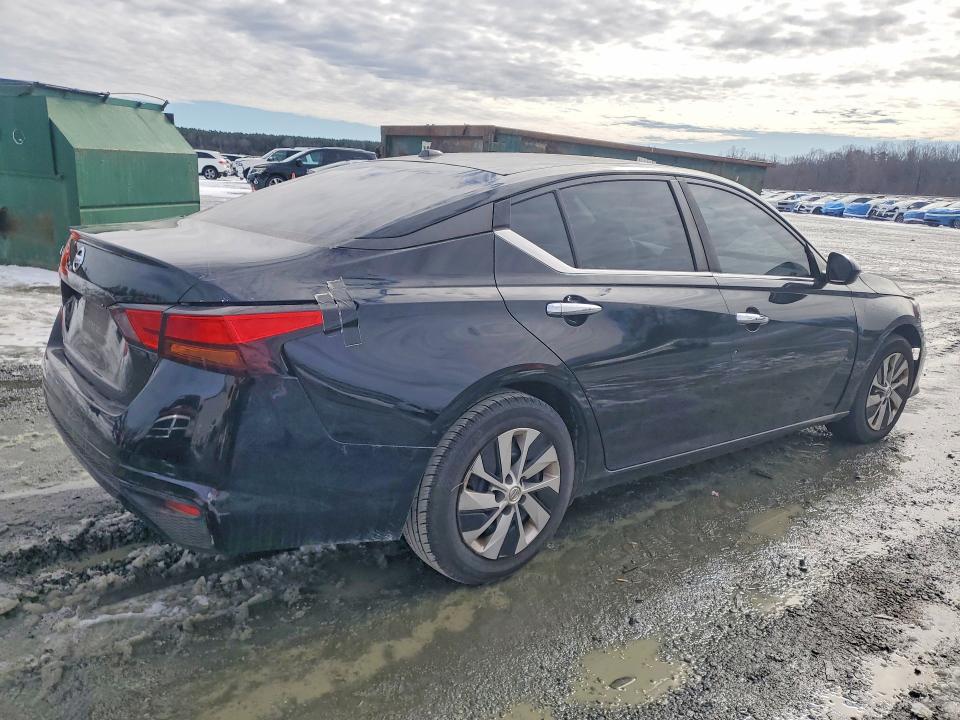 2020 Nissan Altima s