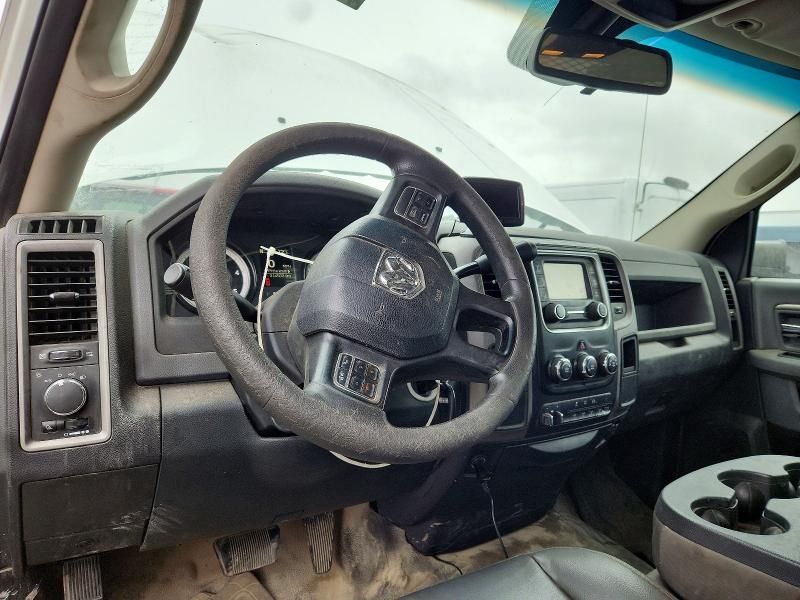 2015 Dodge Ram 3500 Flatbed Truck