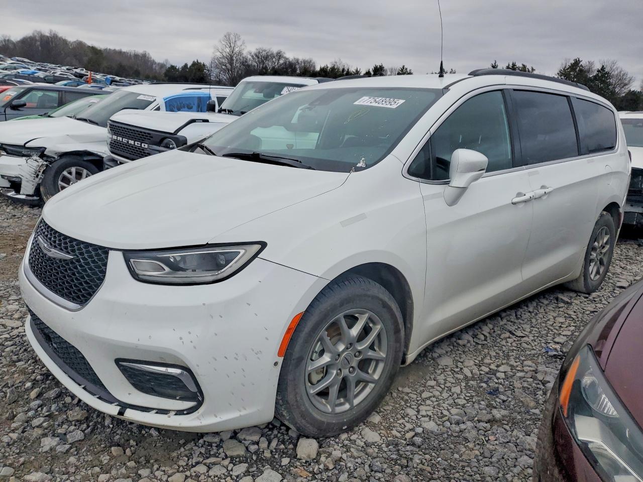 2022 Chrysler Pacifica Touring