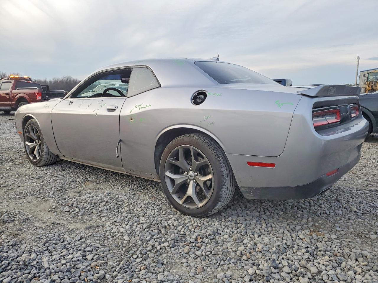 2017 Dodge Challenger sxt