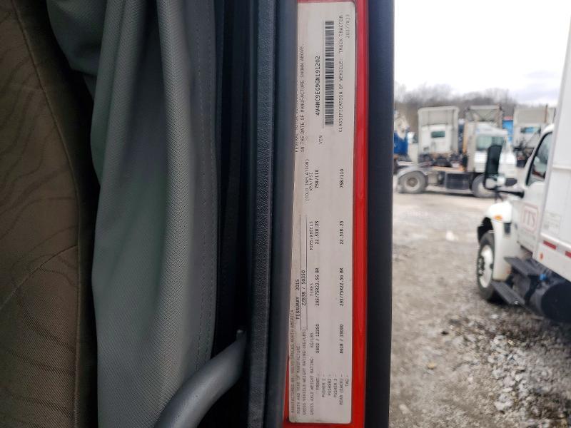 2016 Volvo VNL Semi Truck